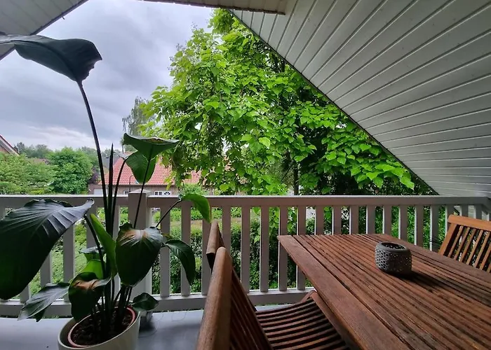 Schoene Naturnahe Und Ruhige *